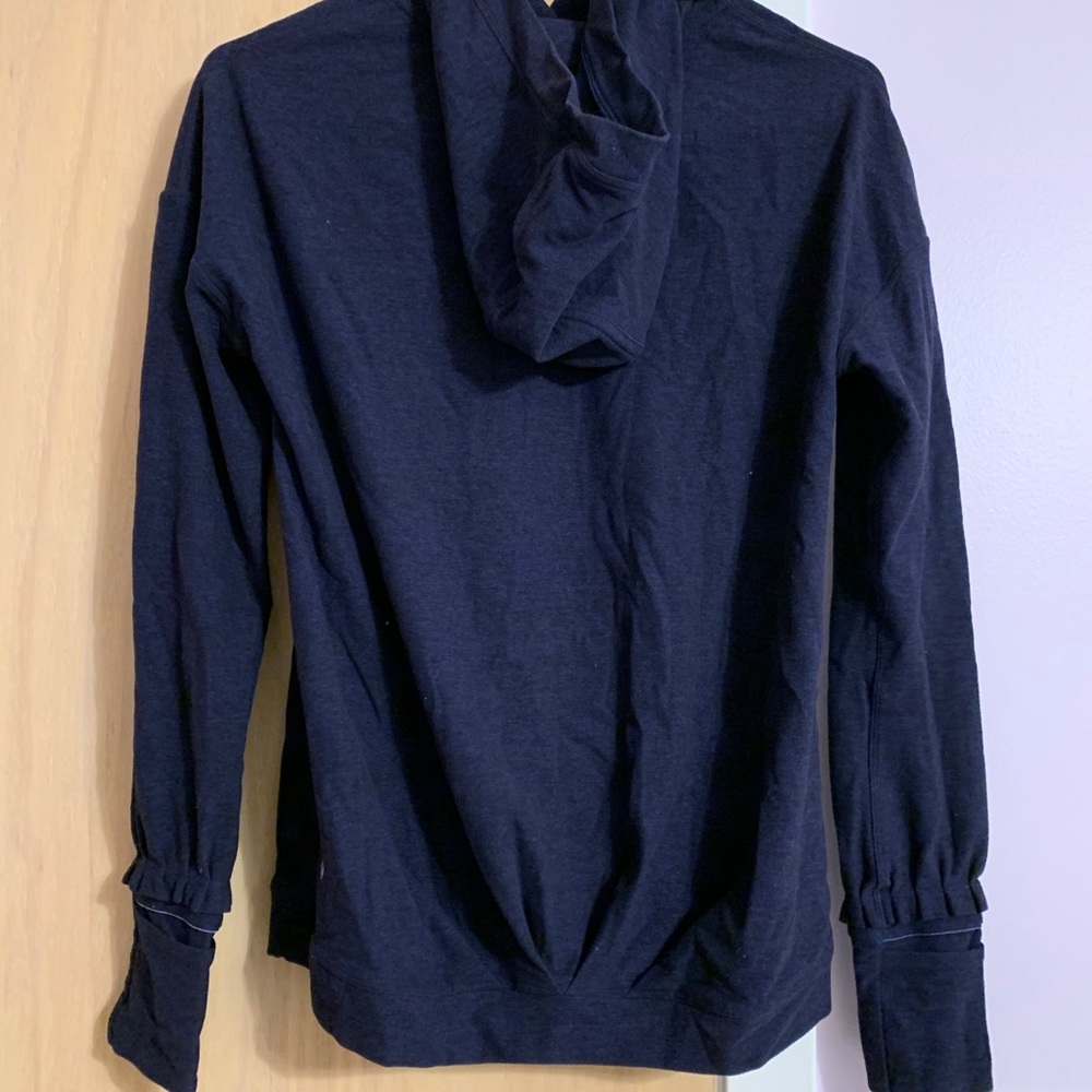 Lululemon pullover - Picture 3 of 5